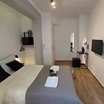 Luxvilla Agioi Deka (Corfu)