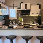Luxvilla *