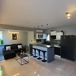 Luxvilla Agioi Deka (Corfu)